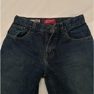 Dark wash straight cut Arizona Jeans!